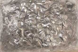 tanar arestat la iasi dupa ce a ascuns pachete cu canabis si cocaina in mai multe locuri acasa avea un adevarat depozit 6991969607737 1