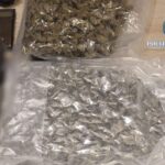 tanar arestat preventiv dupa ce a plasat in mai multe locuri din municipiul iasi pachete continand canabis si cocaina 699194030ee27