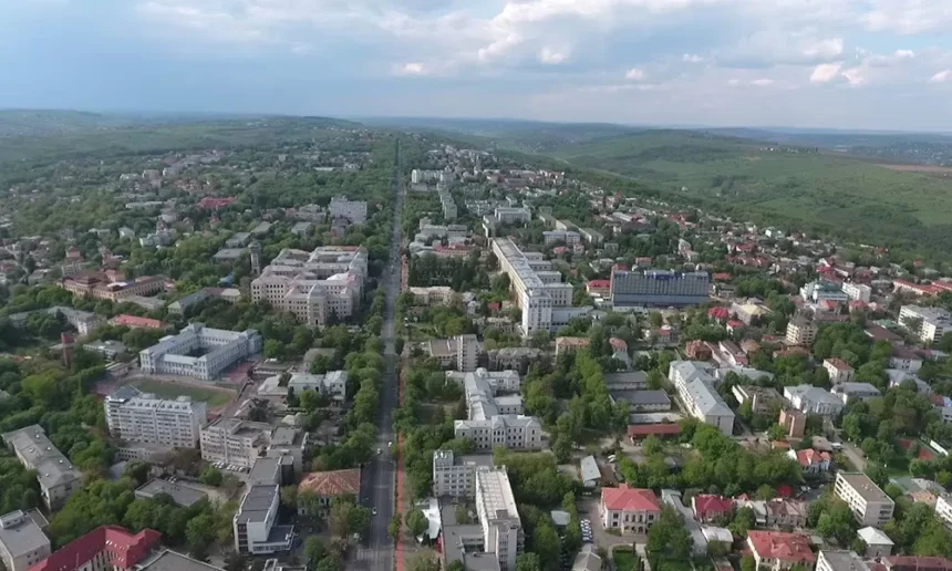 teapa cu o casa in cea mai ravnita zona din copou proces cu daune de sute de mii de euro dupa ce s a semnat contractul cumparatorul isi blestema zilele 699fa66fd2b04