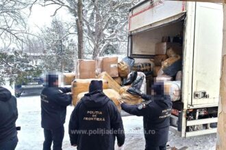 turc arestat preventiv dupa ce in camionul sau au fost descoperite bunuri contrafacute de peste 7 milioane de lei 699d6a82ea638