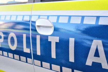un baiat de 14 ani a fost plasat in arest la domiciliu dupa ce a batut un adolescent intr un mall din cluj 697fe790b035d