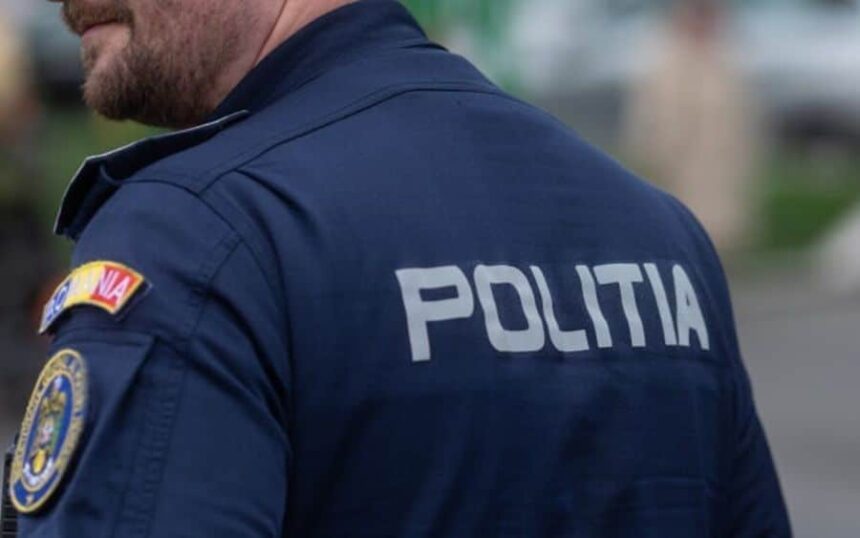 un barbat din bucuresti a lovit un politist aflat in misiune pe o strada din sectorul 5 69935282c8c99