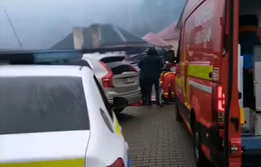 un elev de 13 ani din bistrita s ar fi aruncat de la etajul 1 al scolii din cauza unei note mici prima reactie dupa cazatura 699dc96f10cd9