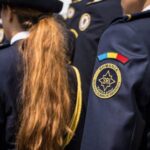 un fost pompier s a dat drept ofiter sri si vindea posturi fictive a incasat peste 20 000 de euro 69964d6e64a52