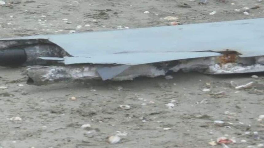 un fragment de drona gasit pe o plaja din mamaia este al treilea incident din ultima saptamana 69948b6419e99