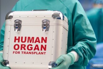 un tanar de 17 ani in moarte cerebrala dupa un accident pe sosea salveaza vieti la iasi s au prelevat ficatul rinichii corneea cordul si tesut osos tendinos 6982a1dd3ac6c