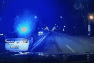 urmarire ca in filme la timisoara sofer beat si fara permis retinut dupa ce a lovit o autospeciala de politie si a fugit video 6996e48f9ed52
