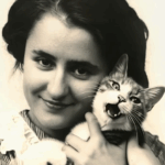 video motanul zeppelin ce a trait la iasi acum 100 de ani miauna din nou cum a readus inteligenta artificiala la viata o fotografie cu otilia cazimir si pisica ei 69911ee0bbecf