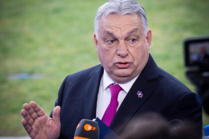 viktor orban sare ca ars dupa ce zelenski i a spus ca se gandeste doar sa si mareasca burta exista un lucru pe care il intelegi gresit 6991d82206440
