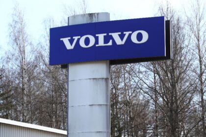 volvo recheama peste 40 000 de modele din cauza riscului de incendiu modelele vizate 699d6a98d5a05