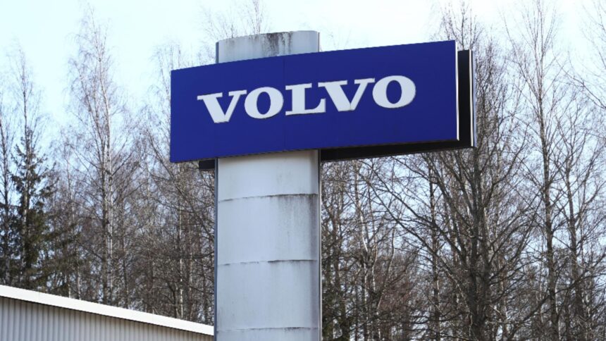volvo recheama peste 40 000 de modele din cauza riscului de incendiu modelele vizate 699d6a98d5a05