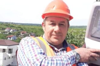 7 miliarde lei vechi pe becuri invizibile jaful din barnova continua consilierul local sebastian colotin il acuza direct pe primarul mihai balan 69cb50c55dee1