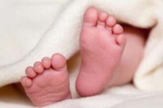 ancheta a politiei din vrancea dupa decesul unui bebelus de o luna si jumatate micutul nu are urme vizibile de violenta pe corp 69c63e68025f7