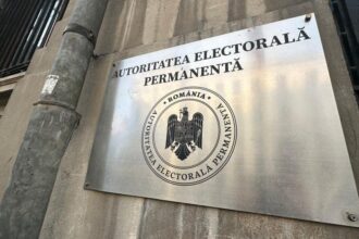 angajatul aep acuzat de seful institutiei ca a mers in dubai in timpul concediului medical si a dat demisia vlad jipa a negat initial acuzatiile 69bbc0841e1e1