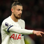 antrenorul lui tottenham echipa la care joaca radu dragusin spune ca jucatorii pot fie sa planga fie sa se lupte pentru salvarea de la retrogradare 69b5557bc6ff4