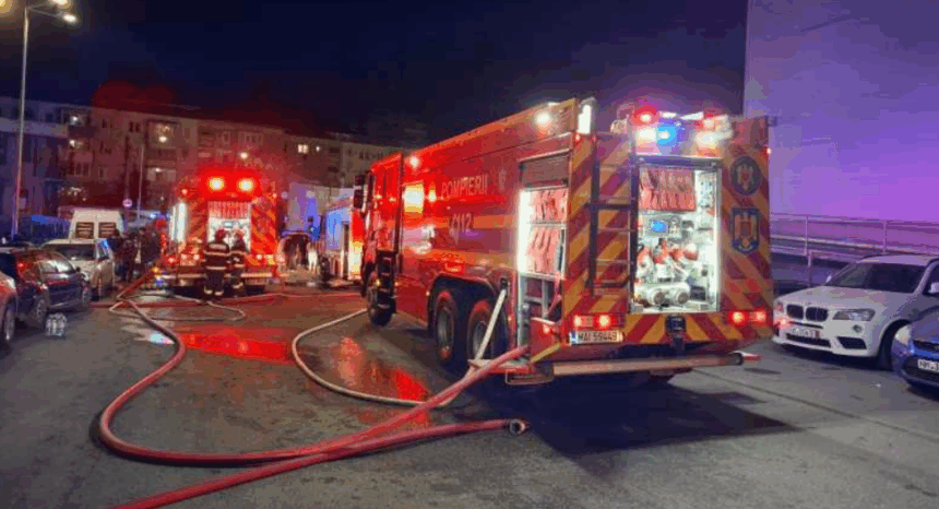 apartament inundat cu fum pe strada clopotari dupa un vas uitat pe foc mai multi locatari s au autoevacuat 69cb6ab861857