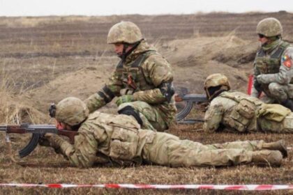 atentie se trage cu armament de razboi langa iasi in ce padure sa nu va aventurati 69c632c2ed3cb