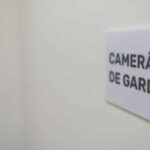 barbat condamnat la doi ani si cinci luni de inchisoare cu executare pentru agresarea unui cadru medical 120 000 de lei daune morale si materiale 69aaab14bb24a