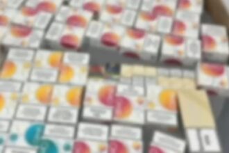 barbat prins in flagrant intr un targ din sectorul 4 avea la vanzare peste 11 000 de tigarete netimbrate 69a54a4a8d0d8