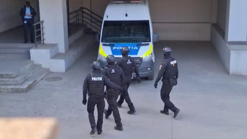 barbatii acuzati de falsificarea banilor in suceava arestati preventiv cat timp ar fi functionat fabrica de bani 69c4f783b84db