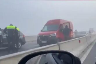 carambol cu 9 masini pe dn3 la iesirea din constanta doua persoane au ajuns la spital foto video 69a7d5e46dfad