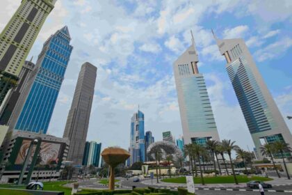 cat costa de fapt o tabara in dubai pentru elevi parintii ajung sa scoata din buzunar sume mai mari decat pentru marea britanie 69a82b5a1b1b2