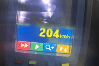 ce pedeapsa a primit un sofer care a fost prins cu 204 km h pe autostrada a3 in plus avea si permisul suspendat 69a7120380602