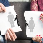 culisele unui caz nemaiauzit un iesean vrea sa dea bani fiicei de 10 ani dupa ce s a despartit de mama ei dar instanta refuza sa accepte tatal a pierdut procesul 69acd1ee714a6