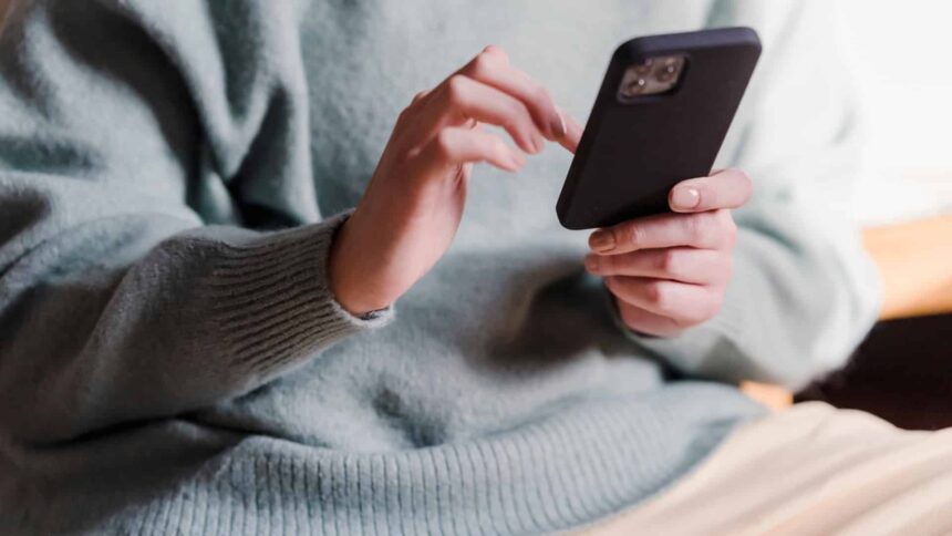 cum a ramas o femeie din neamt fara aproape 50 000 de lei dupa un apel telefonic de la un barbat necunoscut 69a8636d7a1bf