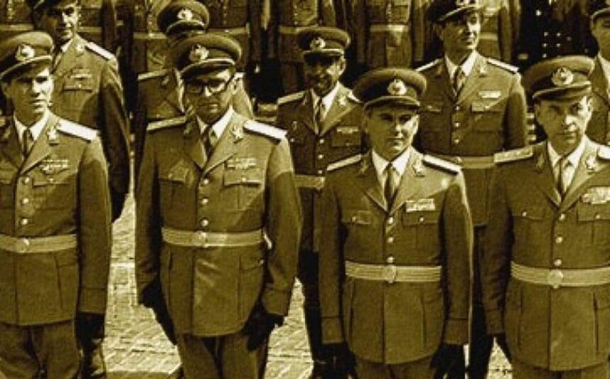 cum au reusit patru romani sa fuga din tara pe vremea lui ceausescu pedeapsa primita de securistii care i au lasat sa scape 69c39ef699898