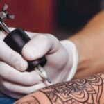 cum poti ajunge sa isi pierzi vederea din cauza unui tatuaj chiar dupa ani de zile ce arata noile studii 69a55150a4542