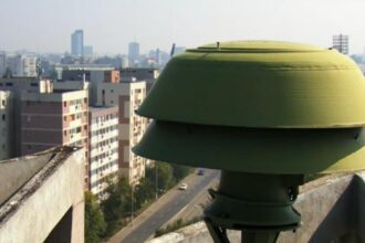 de ce nu mai suna miercuri sirenele in tot orasul decizia pare a avea legatura cu grija de a nu panica populatia in contextul razboiului din iran 69a6b56fe2218