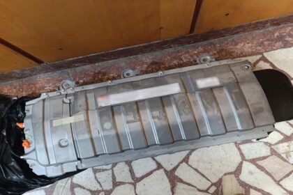 din categoria ce mai ajunge furat la frontiera doua baterii auto hibride sustrase din germania gasite in portbagaj de politistii itpf iasi 69b873be8f849