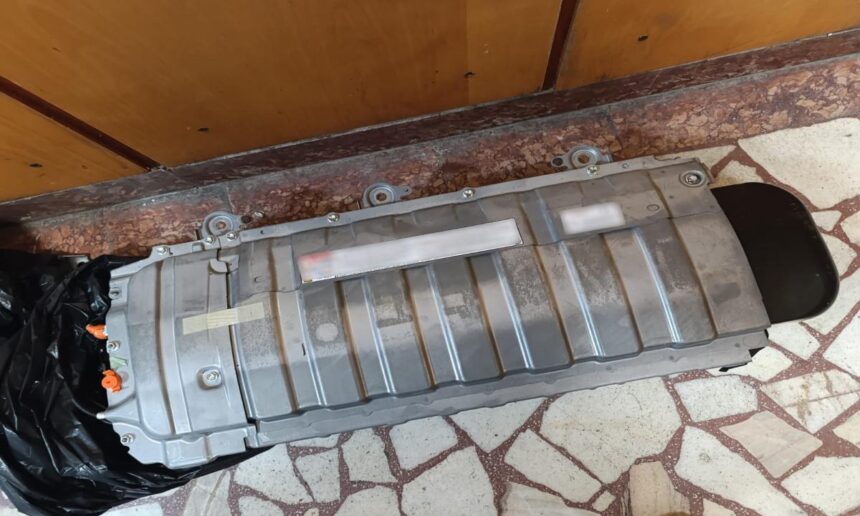 din categoria ce mai ajunge furat la frontiera doua baterii auto hibride sustrase din germania gasite in portbagaj de politistii itpf iasi 69b873be8f849