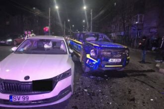 doi politisti aflati in misiune raniti dupa un accident rutier in municipiul suceava 69b9f07b56345