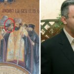 exclusiv cetateanul de onoare al iasului condamnat in grecia pentru furtul a milioane de euro de la saraci apare langa patriarhul daniel pe un mozaic din curtea mitropoliei 69b37e8e496c8