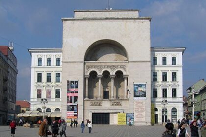 fosta conducere a operei din timisoara condamnata la inchisoare cu suspendare pentru fapte de coruptie 69a94ef844a7f