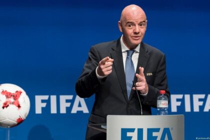 fotbal infantino considera ca jucatorii care isi acopera gura in timpul altercatiilor ar trebui eliminati 69a5443b8b2e0