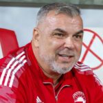 gest impresionant al lui cosmin olaroiu antrenorul a sarit in ajutorul elevilor suceveni blocati in dubai din cauza razboiului din orientul mijlociu 69a833a2b3c14