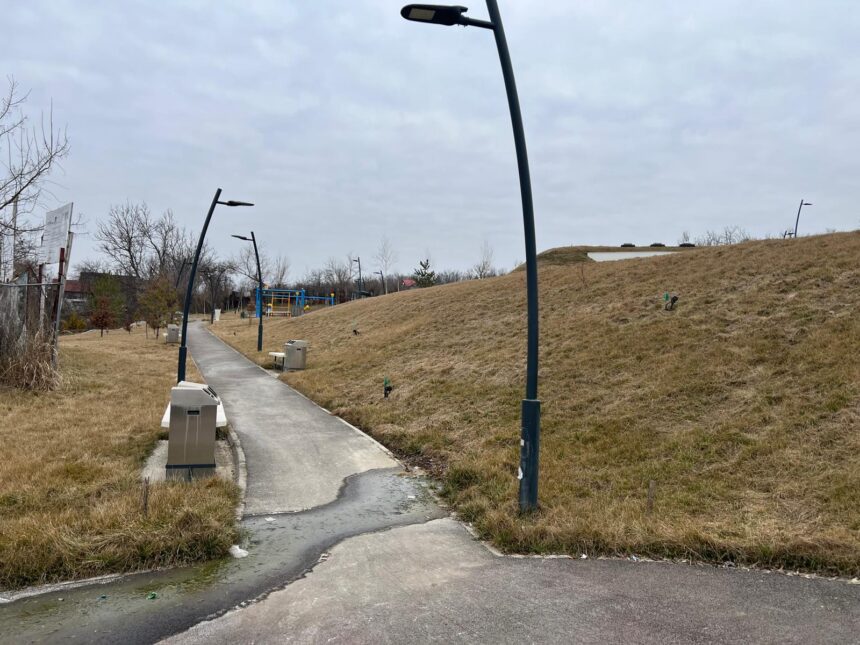 iasul are un nou loc de agrement parcul c a rosetti s a deschis in sfarsit dupa ani de promisiuni modern scump si cu numai o singura intrare disponibila 69b8af6318a90