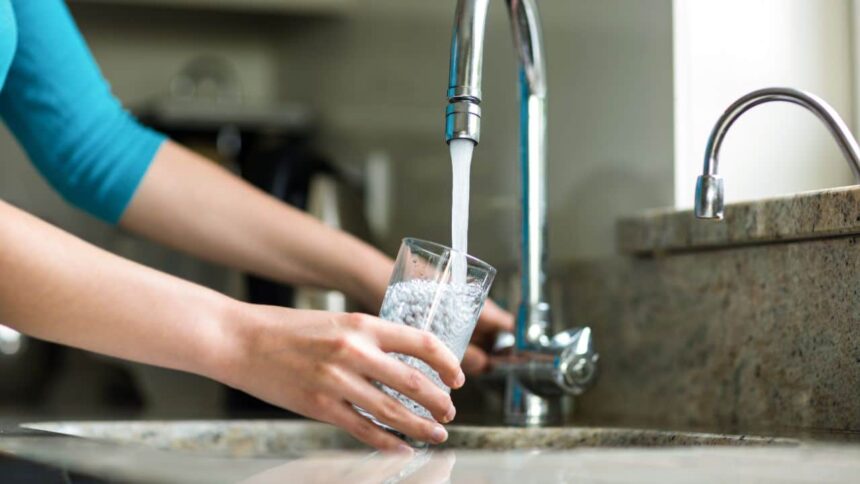 iasul si vasluiul judetele cu cele mai mari tarife din tara pentru serviciile de alimentare cu apa potabila si de canalizare 69c10673252c4