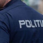 iesean arestat preventiv dupa ce a lovit cu pumnul in care tinea o piatra un politist agentul a suferit rani in zona coastelor si fetei 69afed8d3d17e