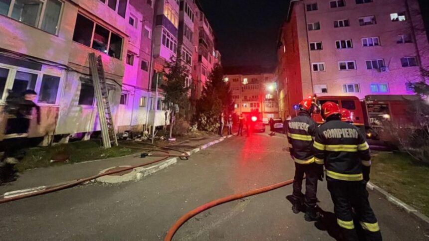 incendiu puternic intr un bloc din sibiu 50 de persoane se aflau in interior 69a89ab1be06c 1