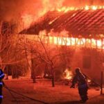 incendiu violent in bucium langa iasi intervin mai multe echipaje de pompieri 69b210d7c52ae