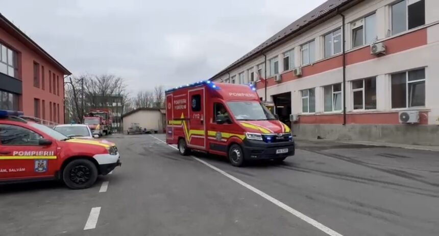 incident socant in centrul municipiului iasi o tanara a fost prinsa intre un autoturism si un stalp 69c63f3610d9d