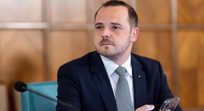 ministrul sanatatii vom pune in transparenta o modificare a unui ordin de ministru care reglementeaza programul de lucru in spitalele publice 69a5fe9527bbb