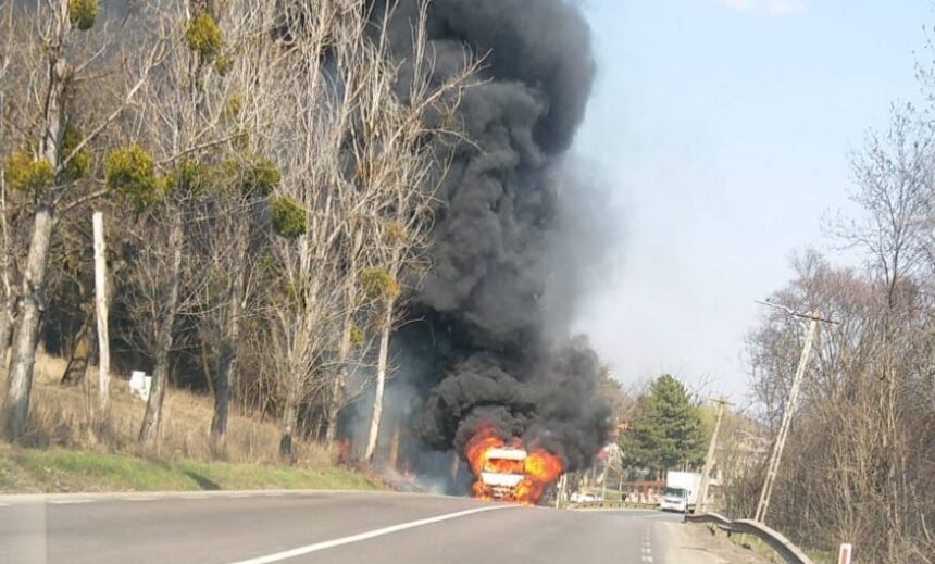 o ambulanta a ars ca o torta in drum spre iasi video 69c50efbbe9cd 3