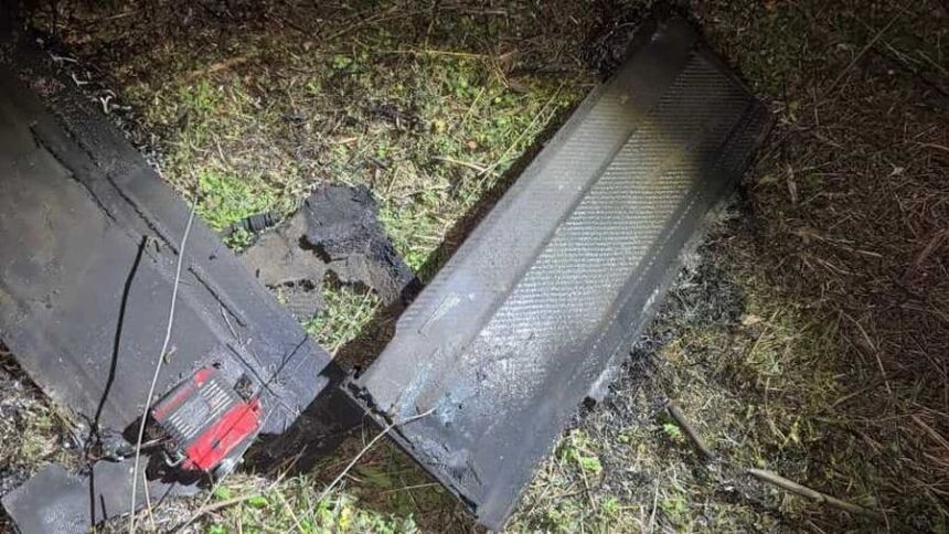 o drona deviata de apararea antiaeriana ucraineana s a prabusit in romania la 4 km de granita 69c4ecf8d2ee5