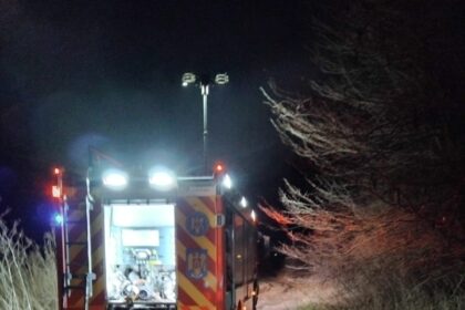 ore intregi de lupta cu flacarile izbucnite la un depozit de furaje 69b4ffa8293a6