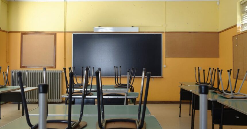 peste 3 000 de profesori din judetul iasi vor boicota simularile pentru evaluarea nationala si bacalaureat 2026 anunta uslip 69aff48e0241f